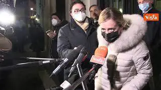 Meloni: "La democrazia non si rinvia all'infinito, voto subito e maggioranza chiara"