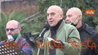 Sanremo, Roberto Ciufoli: “Ci preoccupiamo delle navi e noi stiamo su una barca che sta naufragando”