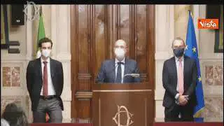 Crimi: "Conte alla guida del Governo per noi scelta indiscutibile"