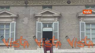 L’angelus di Papa Francesco torna in Piazza San Pietro: “Contento di rivedervi di nuovo”