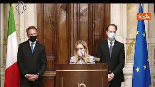 Meloni: "Caos M5s? Non rispondo, ho pietà"