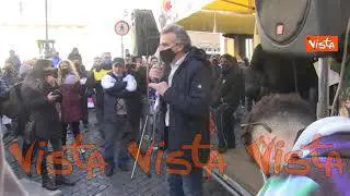 Ambulanti in piazza, “Paura che Draghi dia spazio a banche e multinazionali e si dimentichi di noi”