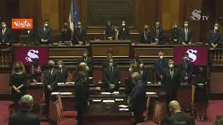 L'omaggio in Senato a Marini, un minuto di silenzio e un lungo applauso