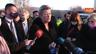 Rotta balcanica, Commissaria UE Johansson in Bosnia-Erzegovina: "Fu errore chiudere campo di Bira”