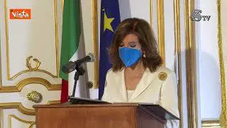 Vaccini, Casellati: "Lavoro dei medici per il piano vaccinale consentirà il ritorno alla normalità"