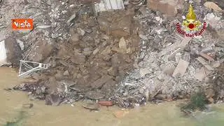 Frana sotto al cimitero di Camogli, le bare cadono in mare