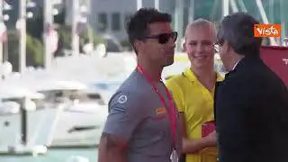 America's Cup, la consegna della Prada Cup all'equipaggio di Luna Rossa