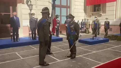 Esercito, cambia il Capo di Stato Maggiore: la consegna della bandiera