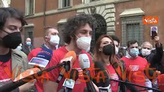 Sardine al Nazareno, il leader Santori: “Qui per aprire fase costituente"