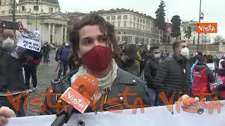 “Siamo allo stremo”. I lavoratori del mondo dello sport alla manifestazione di Piazza del Popolo