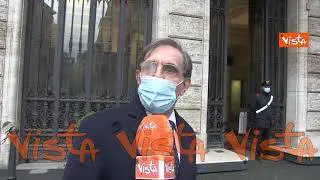 La Russa (FdI): "Piano vaccinale incapace, abbiamo ancora dosi nei frigoriferi"