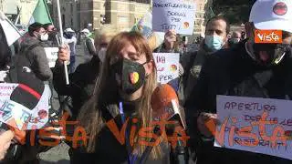 “Non siamo trattati come gli altri”. Le voci delle partite Iva alla protesta di Piazza del Popolo