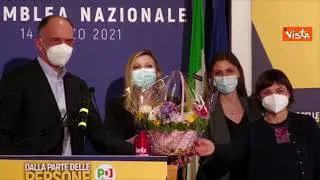 Assemblea Pd, Letta diventa segretario con 860 sì, 2 no e 4 astenuti