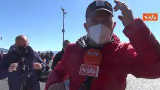 Ambulanti in sciopero a Napoli: "Così non ce la facciamo"