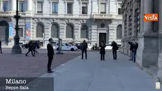 Commemorazione vittime Covid, il minuto di silenzio dei comuni d'Italia nel video di Anci