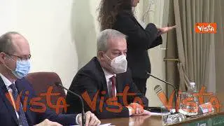 Stop ad Astrazeneca per under 55 in Francia, Locatelli (Cts): “Non c’è motivo per fare lo stesso”