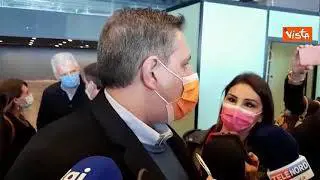 Vaccini, Toti: "2mila vaccini al giorno all'hub Fiera di Genova"