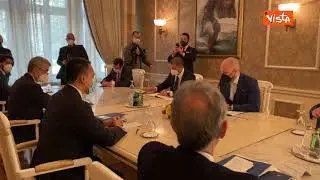 Di Maio in Montenegro. Le immagini dell’arrivo e dell’incontro con il premier Krivokapic