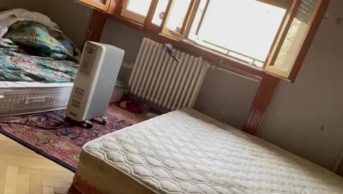 Nomadi occupanti l'ex macello di viale Molise a Milano