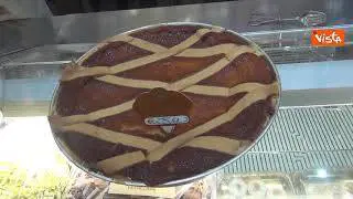 Pastiera napoletana a Pasqua, il pasticciere: "Per essere buona deve fare lo specchio"