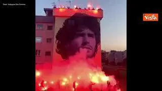 Maradona, un maxi murales a Frattamaggiore. Le immagini