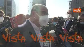 Zingaretti visita il centro vaccinale “La nuvola”, “Qui per ringraziare gli operatori sanitari”