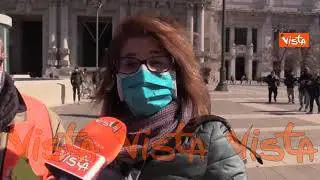 Presidio degli ambulanti a Milano, le voci: “Sono allo stremo, ci hanno levato la dignità”