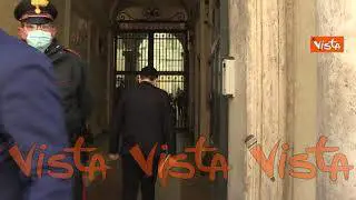 Il Ministro Speranza entra a Palazzo Giustiniani per partecipare al convegno di FdI