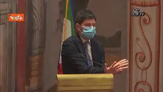 Speranza: "Sanità sia fuori da polemiche, serve patto Paese per rilancio Ssn"