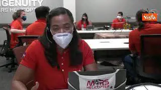 Il drone Ingenuity vola su Marte, gli applausi della Nasa