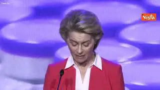 Von der Leyen: "Vaccineremo il 70% della popolazione adulta europea entro luglio"
