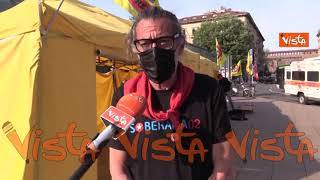 Ecco ‘Tampone Partigiano’ a Milano : "Applichiamo la Costituzione”