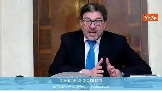 Giorgetti: “Transizione green va guidata politicamente, a rischio interi settori”