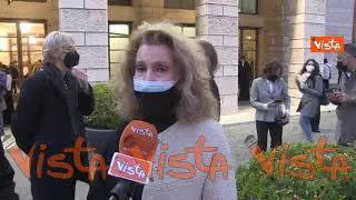 “Si torna alla normalità”. I primi spettatori del Teatro dell’Opera di Roma nella sera di riapertura