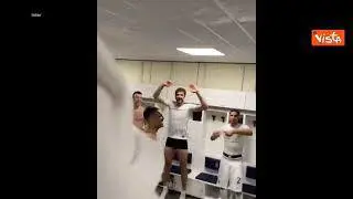"La capolista se ne va", è festa nello spogliatoio dopo la vittoria dell'Inter con il Crotone