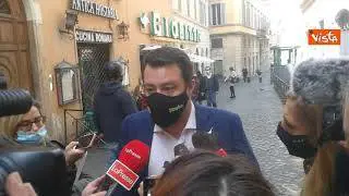 Salvini: "Renzi? Incontrare Servizi normale, anche in Autogrill"