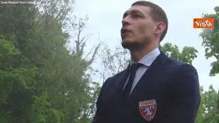 Grande Torino, Belotti legge i nomi delle vittime della tragedia di Superga solo davanti alla lapide