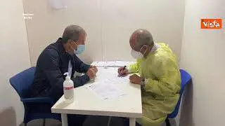 Il Presidente della Regione Sicilia Musumeci riceve la prima dose di AstraZeneca