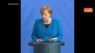 Covid, Merkel: "Sospensione brevetti non risolve carenza vaccini"