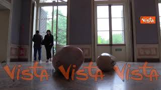 Presentata alla Galleria d’Arte Moderna di Milano la mostra “Misfits” di Nairy Baghramian