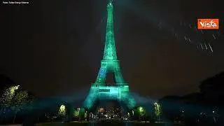 La Torre Eiffel illuminata con energia rinnovabile a idrogeno