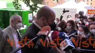 Zingaretti lancia le vaccinazioni in farmacia nel Lazio: “Una rete di 800 punti sul territorio”