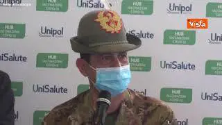 Caos vaccini a Bologna, Figliuolo: "Prova che i ragazzi credono nella scienza"