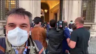 E' un momento importante. Su Camera con Vista su La7