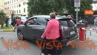 Susanna Camusso esce commossa dalla camera ardente di Guglielmo Epifani