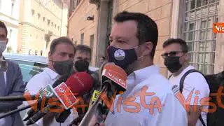 Vaccino con dosi diverse, Salvini: “Non è come mix per i cocktail. Da cittadino voglio chiarezza”