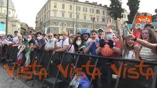Euro 2020, la festa dei tifosi a Piazza del Popolo a Roma per Italia-Galles