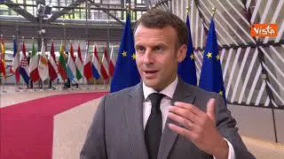 Macron: "Dialogo con Mosca necessario a stabilità Europa"
