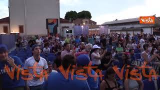 Belgio-Italia, l’esultanza dei tifosi davanti al maxischermo dell’Arena Milano Est al gol di Barella
