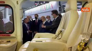 Giorgetti visita padiglione italiano alla fiera Innoprom in Russia
